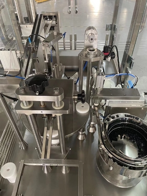 치아 카트리지 액정 겔을 위해 사전에 채운 기계 주사기를 충전하는 자동 미리채워진 주사기