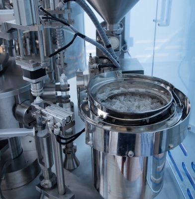 완전 자동 PLC 제어 사전 채워진 주사기 채우고 플러깅 기계 스테인리스 스틸 0. 5- 80ml