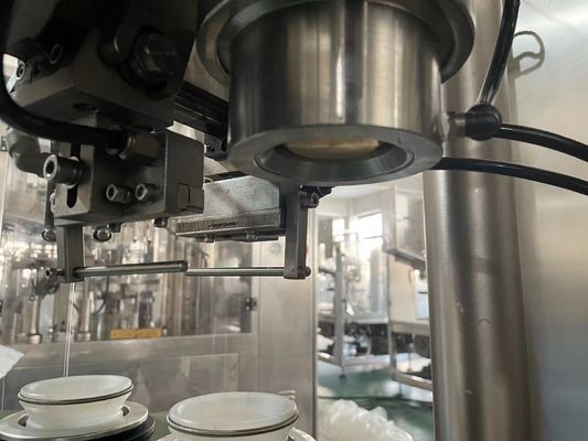 핫셀링 고속 유제품 로션 소프트 알루미늄 튜브 충진 및 실링 자동 트리밍 기계