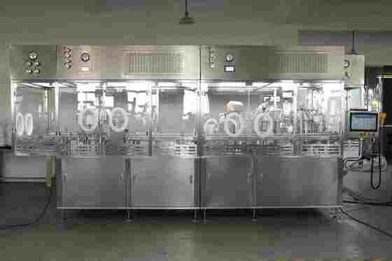 고속 자동 RTU 사전 충전 주사기 충전기 (무균 의약품 제조용)